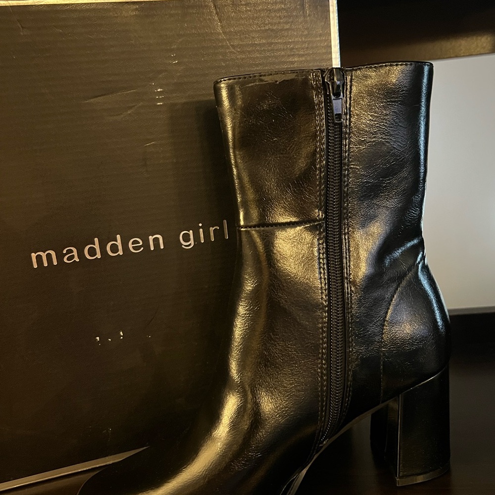 Madden Girl Black Leather Ankle Boots